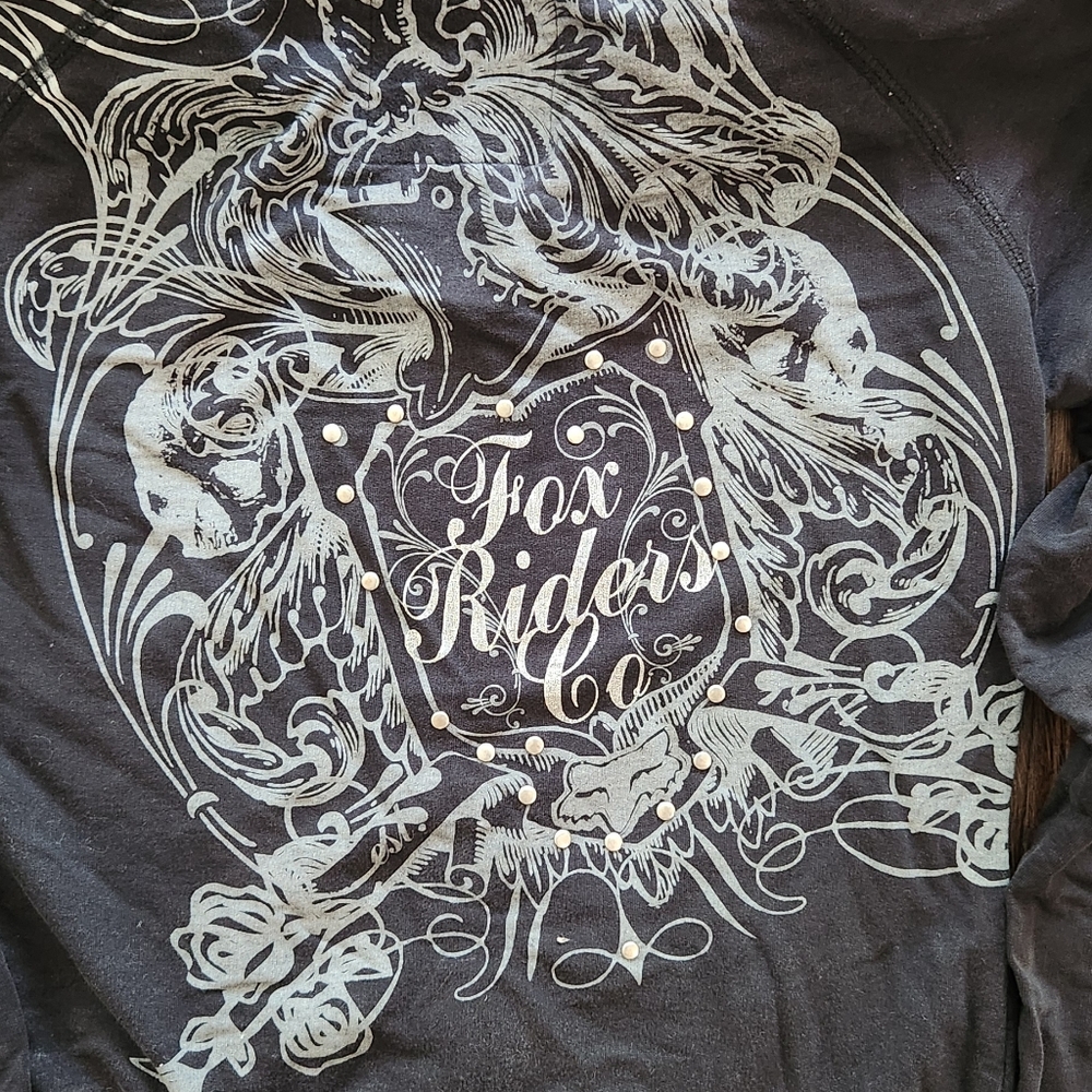 Fox Black and White Graphic Long Sleeve Tee